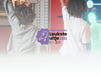 Twee jongens in het Techniekmuseum in de zone maakbare mens