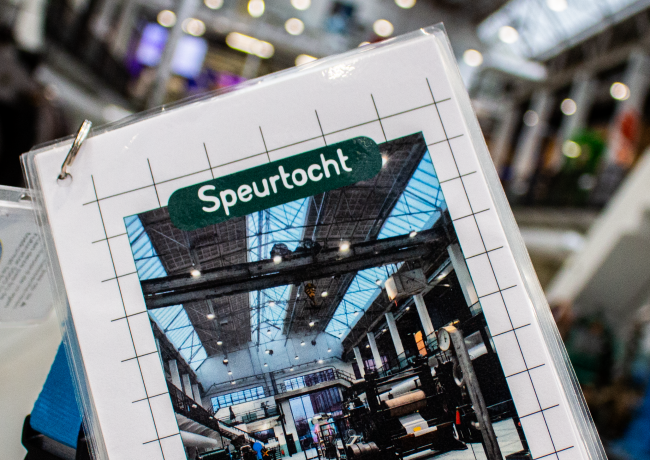 De papieren speurtocht